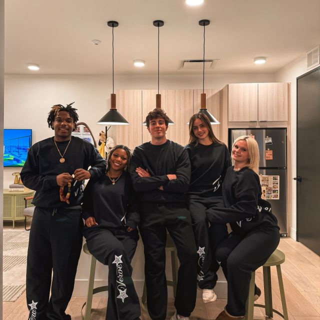 don’t text your ex this weekend, come hang at VERVE

free piercings, food, DJ, and giveaways tmrw from 4-6PM 

rsvp w/ link in bio 📲