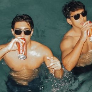 if you’re not at the pool party wya ‼️

grab your besties and hangout with us @ 5pm for food, games, @aaronwuls DJing, and the best damn vibes

RSVP on the VERVE app 👀