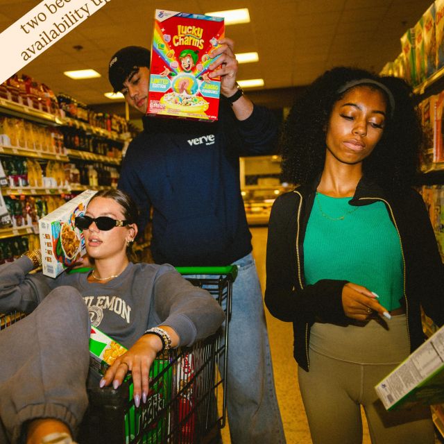 your grocery runs deserve a better roommate 👀

our last vacant two bedroom in the community is still up for grabs, but not for long

live steps from the rooftop pool, gym, study spaces, and everything that makes VERVE feel like home

sign today before it’s gone