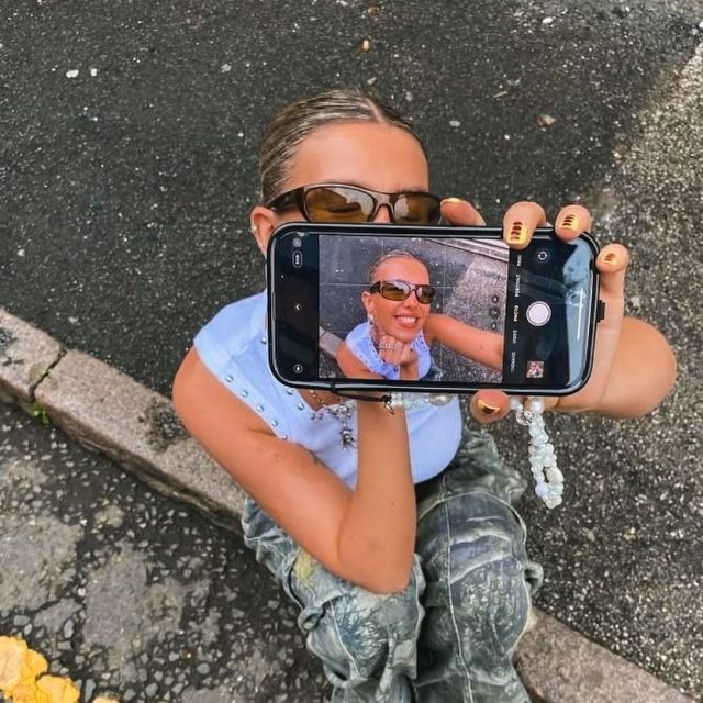 missing your summer binge? 📲

stream a VERVE virtual tour instead
